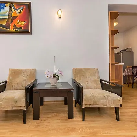 Kristina Apartment Апартаменты *